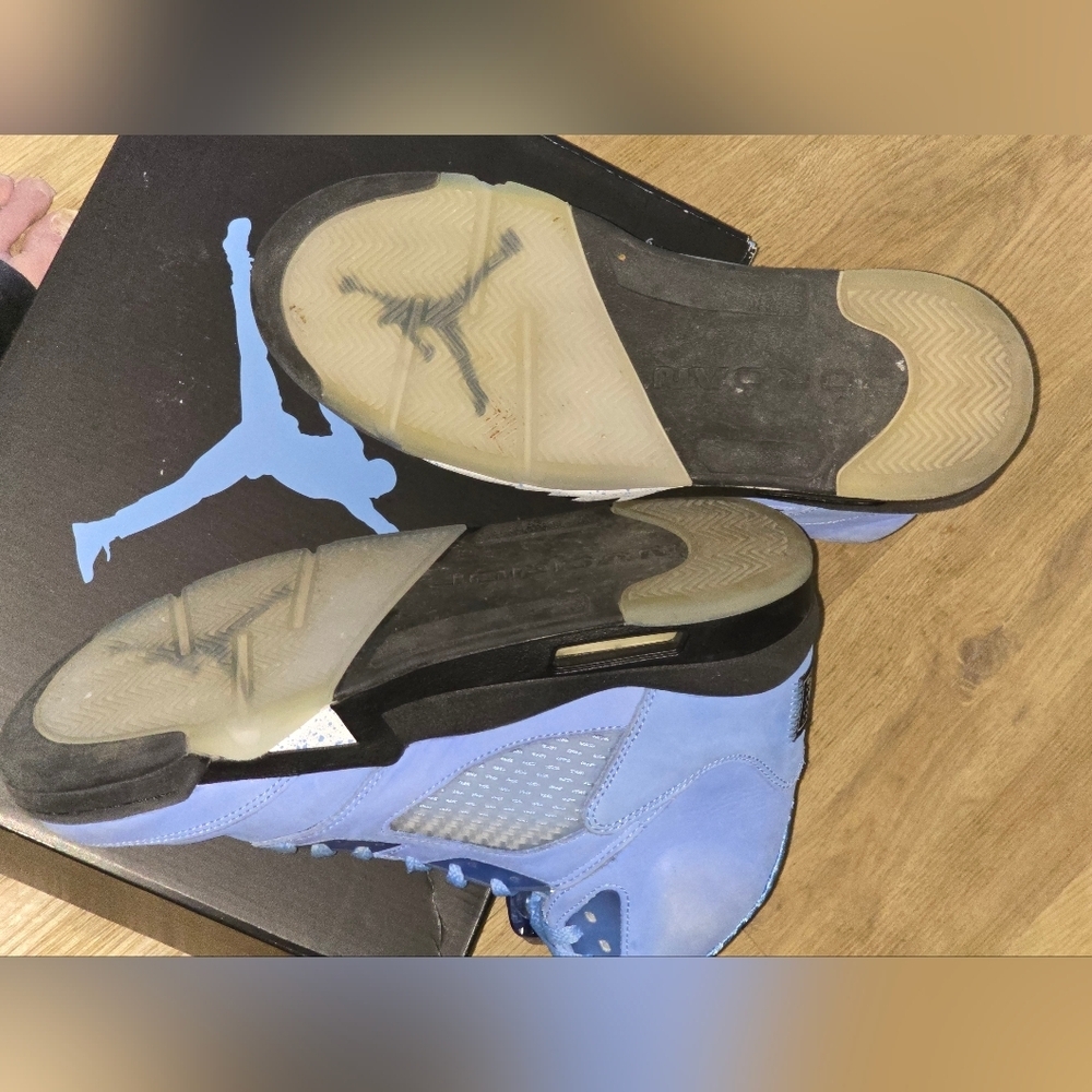 AIR JORDAN 5 RETRO UNC TARHEEL BLUE SNEAKERS MENS SIZE 10 WOMENS SZ 12 - Picture 8 of 8